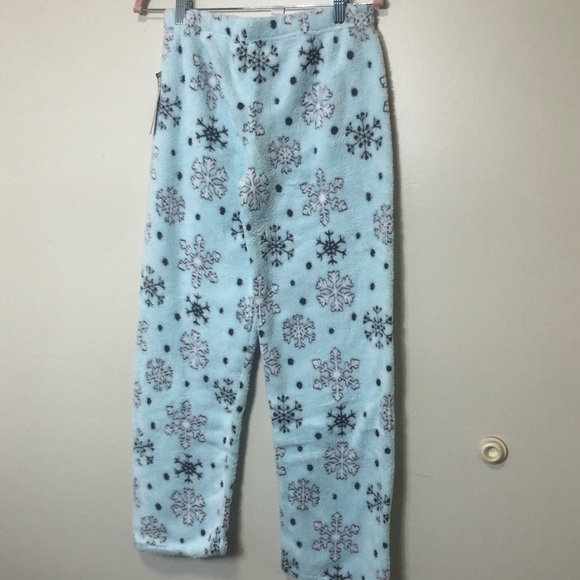 Women's Sleep and Co Fleece Pajama Pants. Blue with Snowflakes. Size Medium. NWT - Picture 5 of 6